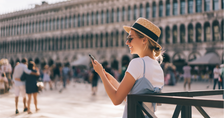 データローミング（海外ローミング）とは？設定方法や注意点、Wi-Fiとの違いなどをわかりやすく解説